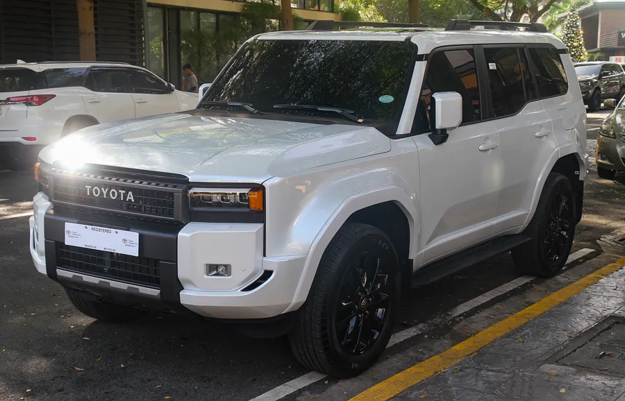 White Toyota Land Cruiser 250
